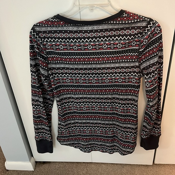 Old Navy waffle weave top. - Picture 2 of 2